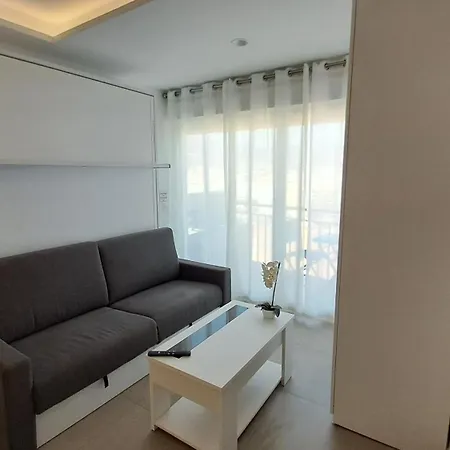 Perla Costa Del Sol Apartment